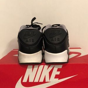 Nike Shoes - Men’s Nike Air Max 90’ Gray Black White Mens 10.5 Nike Shoes - Men’s Nike Air Max 90’ Gray Black White Mens 10.5